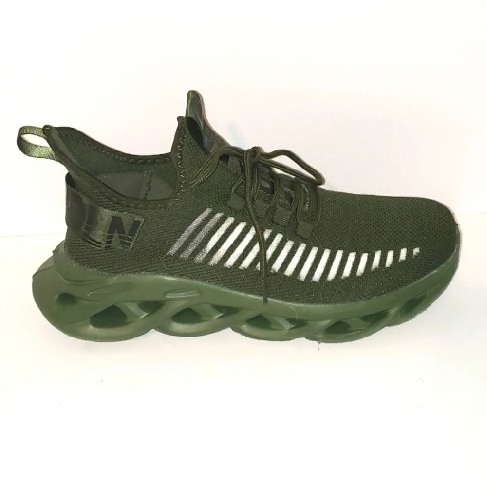GSLMOLN Men's Slip on Shoe - Picture 3 of 6